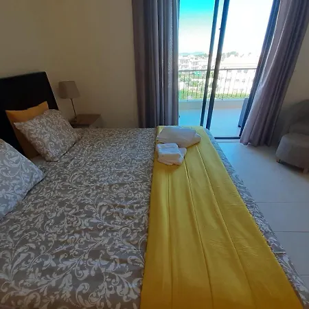 Апартаменты Vista Ondas Olhos De Agua I Албуфейра